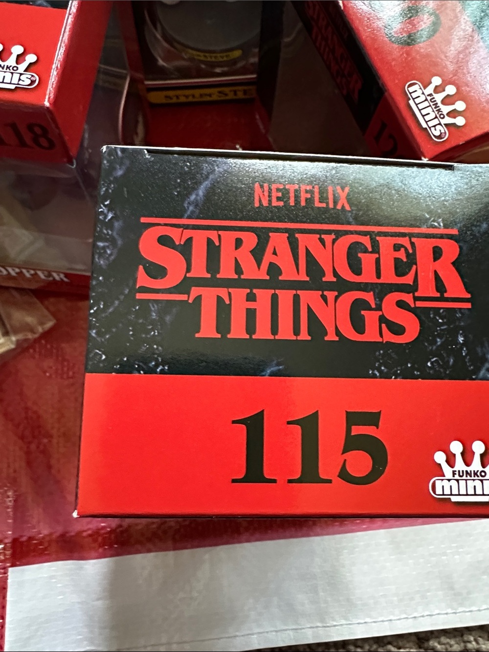 Stranger Things - bundle - Picture 11 of 16